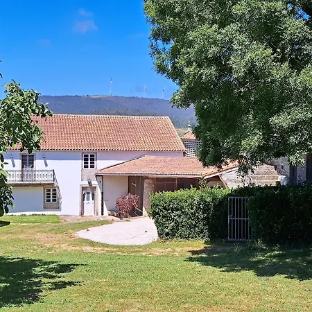 Casa Rustica Con Piscina Y Finca En Costa Da Morte Cores